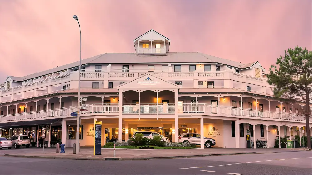 The Esplanade Hotel- Hotels in Cornwall